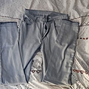 Cute gray skinny jeans